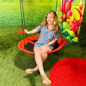 Meet your Posher, Madeline